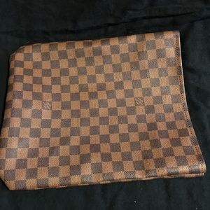 Bre for fun laptop cover brown checkered